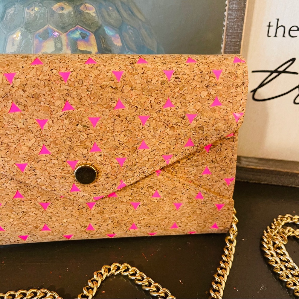 NWT Cork and Pink Crossbody Clutch - Picture 8 of 9